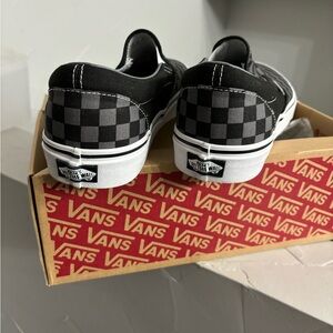 New Vans checkers black and white